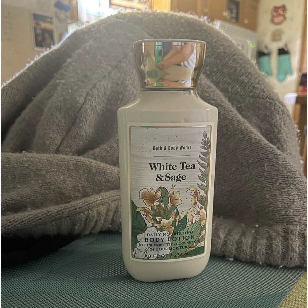 Bath & Body Works Body Lotion - White Tea and Sage